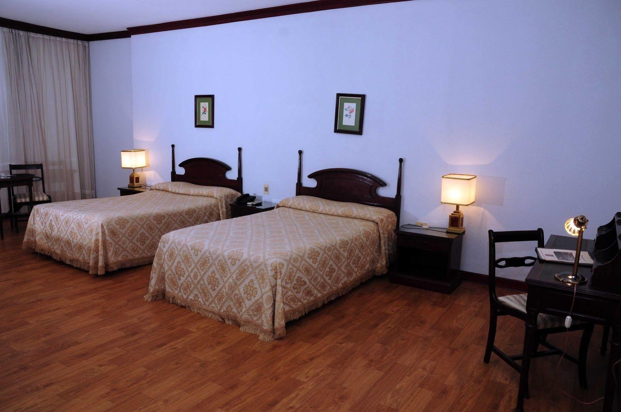 Excelsior Inn Asunción Esterno foto
